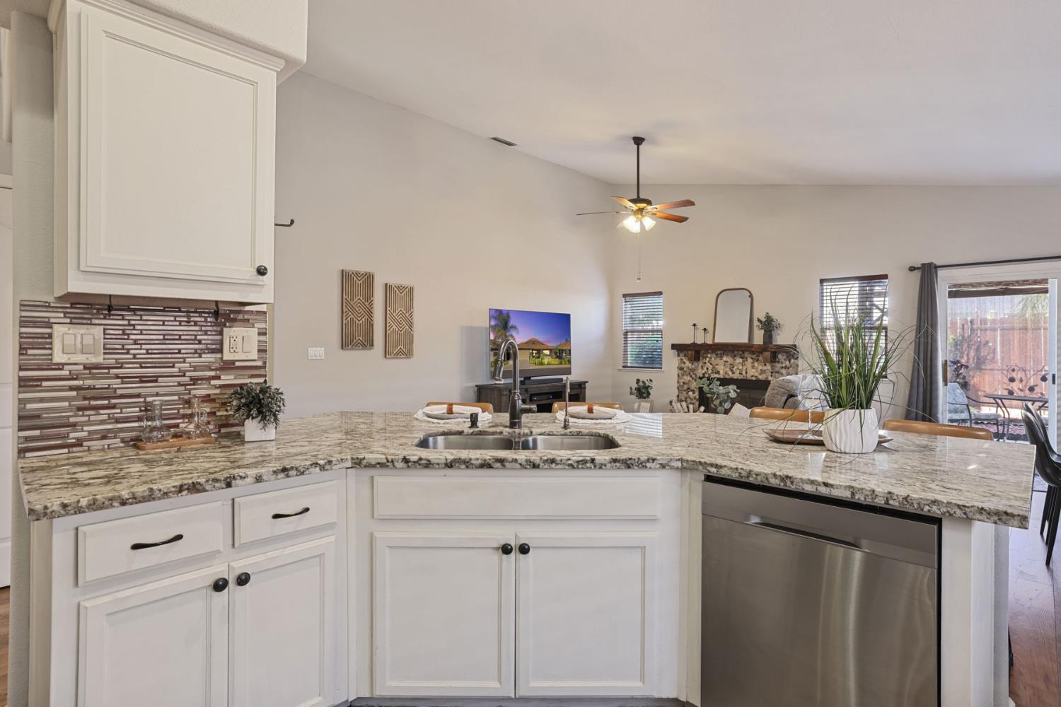151 Bernt Ave, Manteca, CA 95336