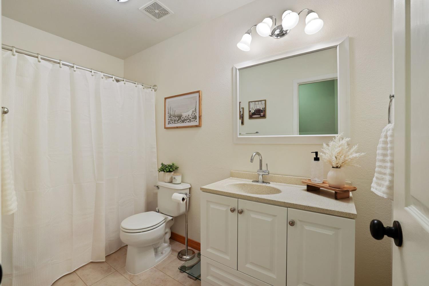 151 Bernt Ave, Manteca, CA 95336