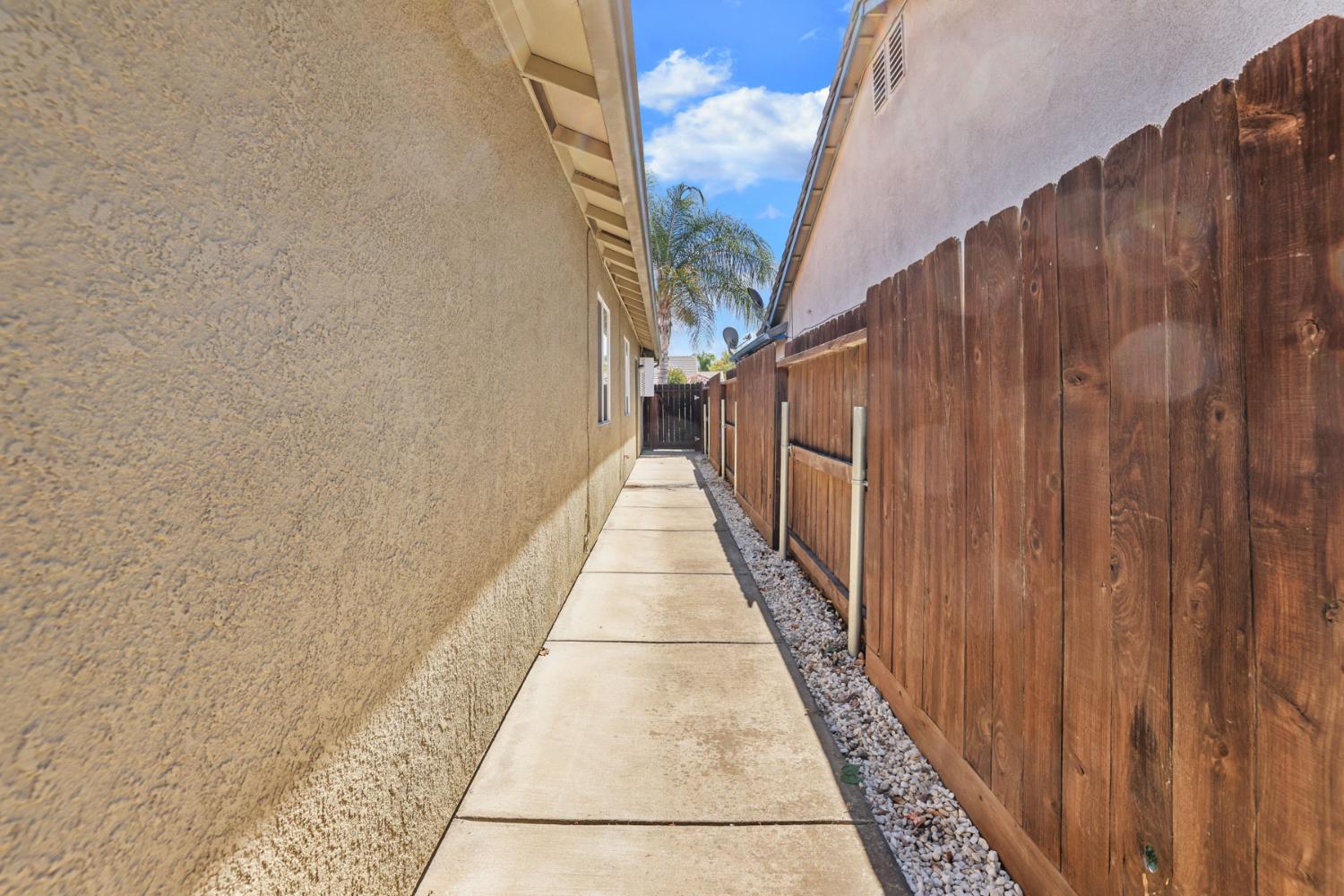 151 Bernt Ave, Manteca, CA 95336