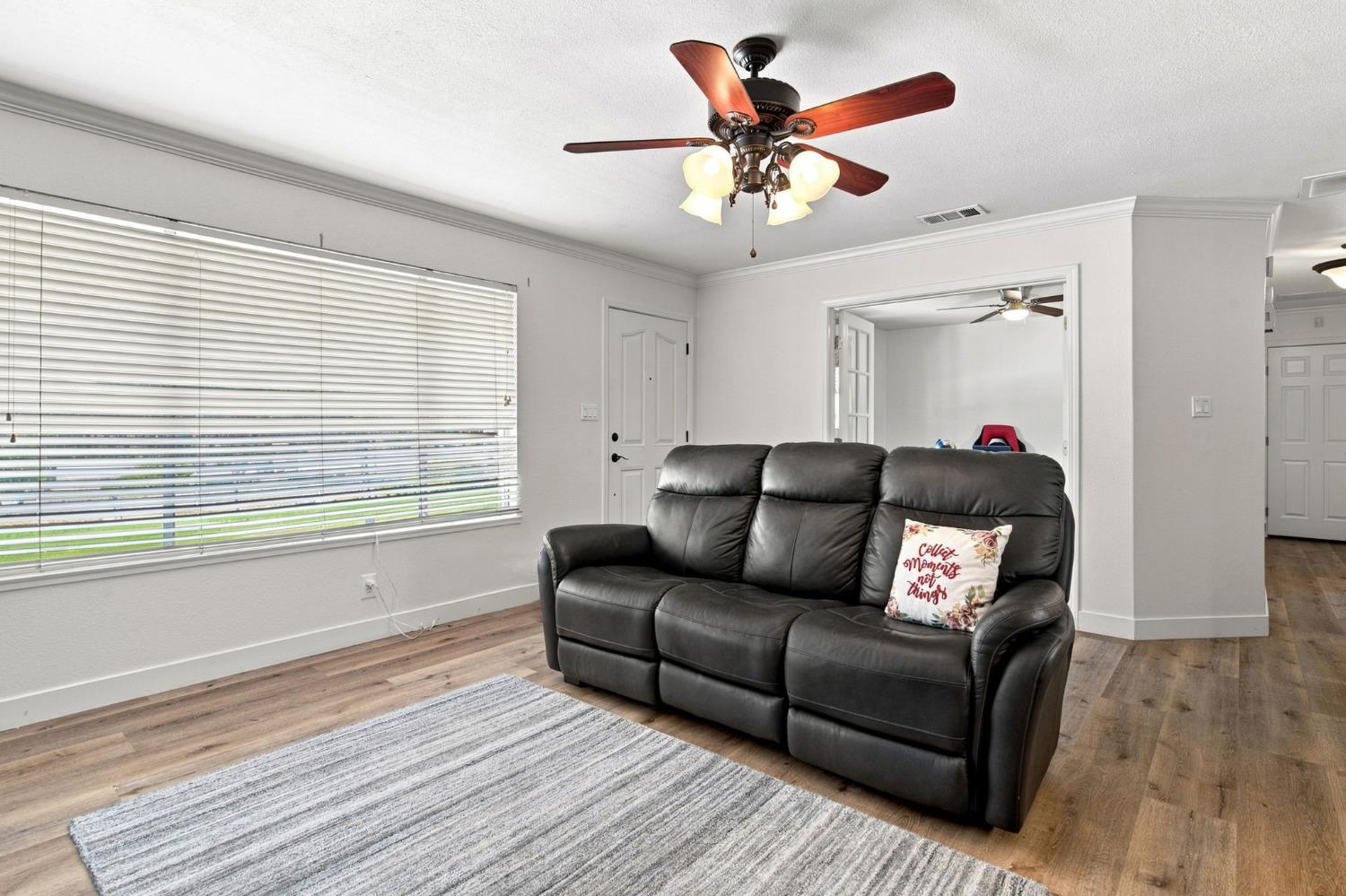 11063 Southland Rd, Manteca, CA 95336