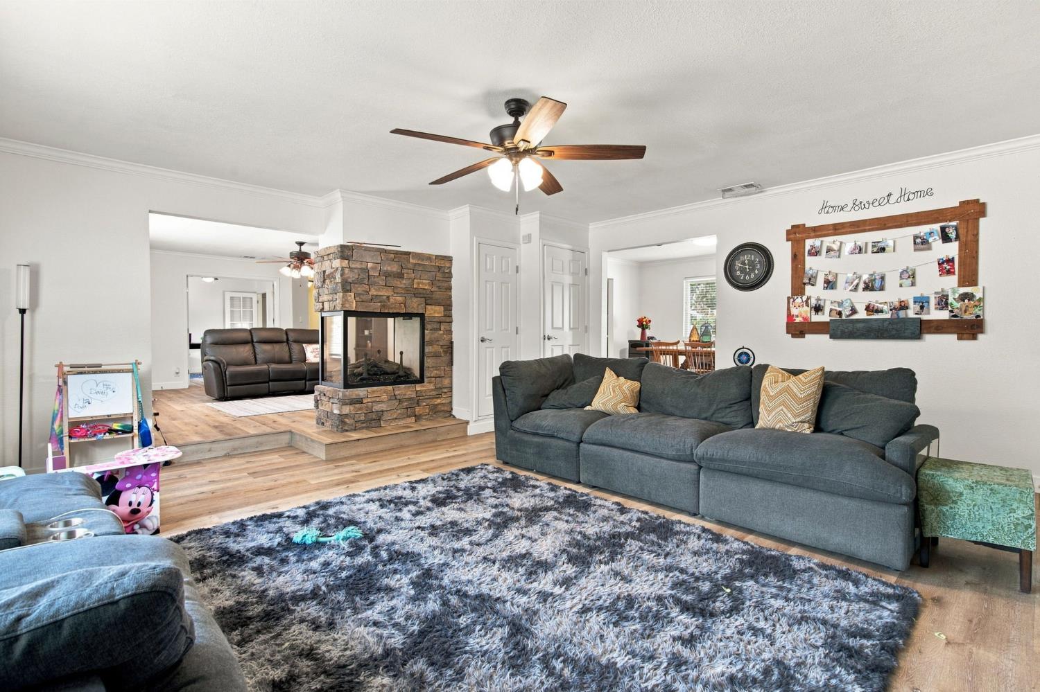11063 Southland Rd, Manteca, CA 95336