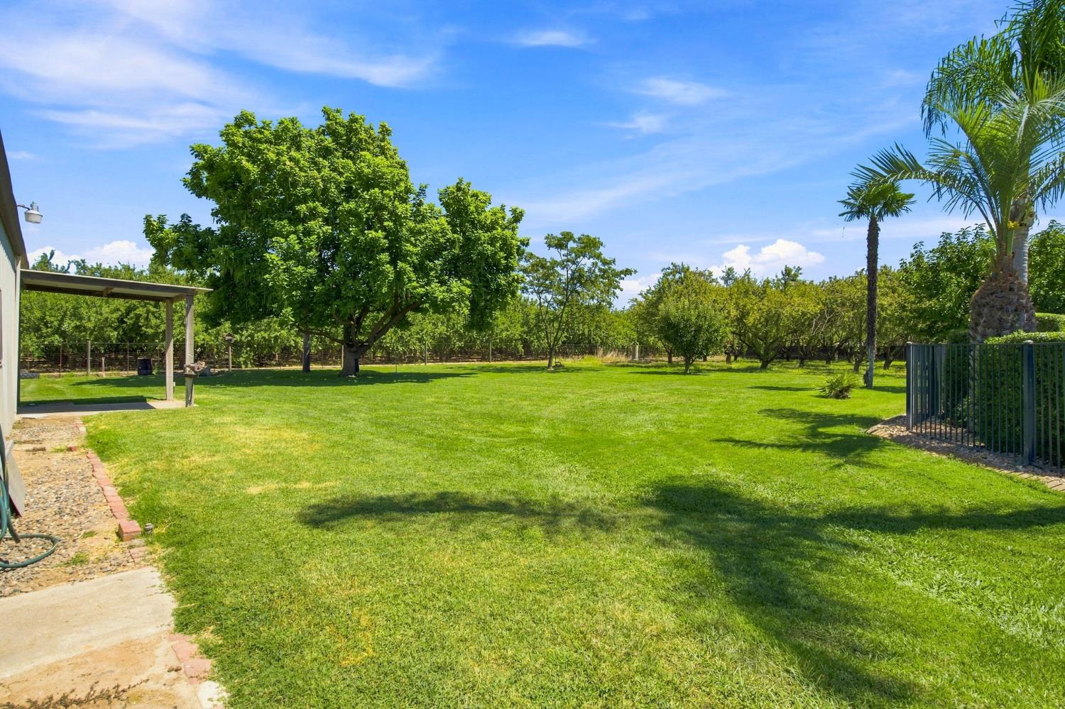 11063 Southland Rd, Manteca, CA 95336