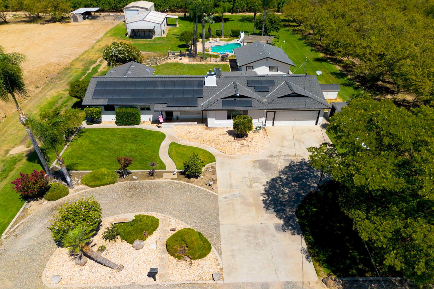 11063 Southland Rd, Manteca, CA 95336
