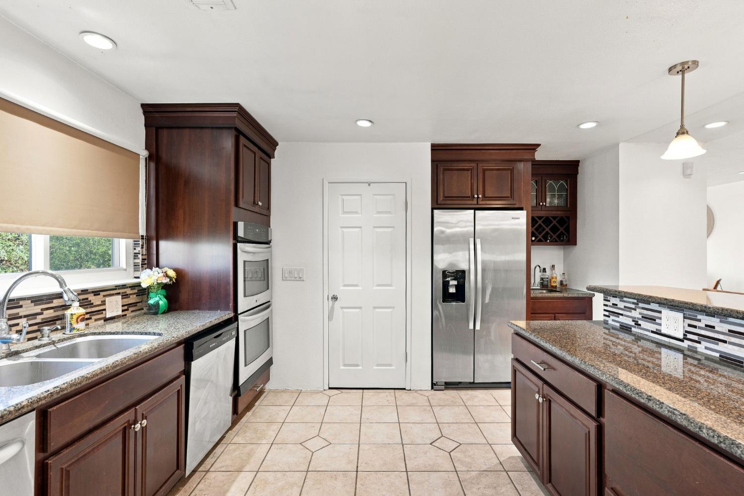 39874 Lilley Mountain Dr, Coarsegold, CA 93614
