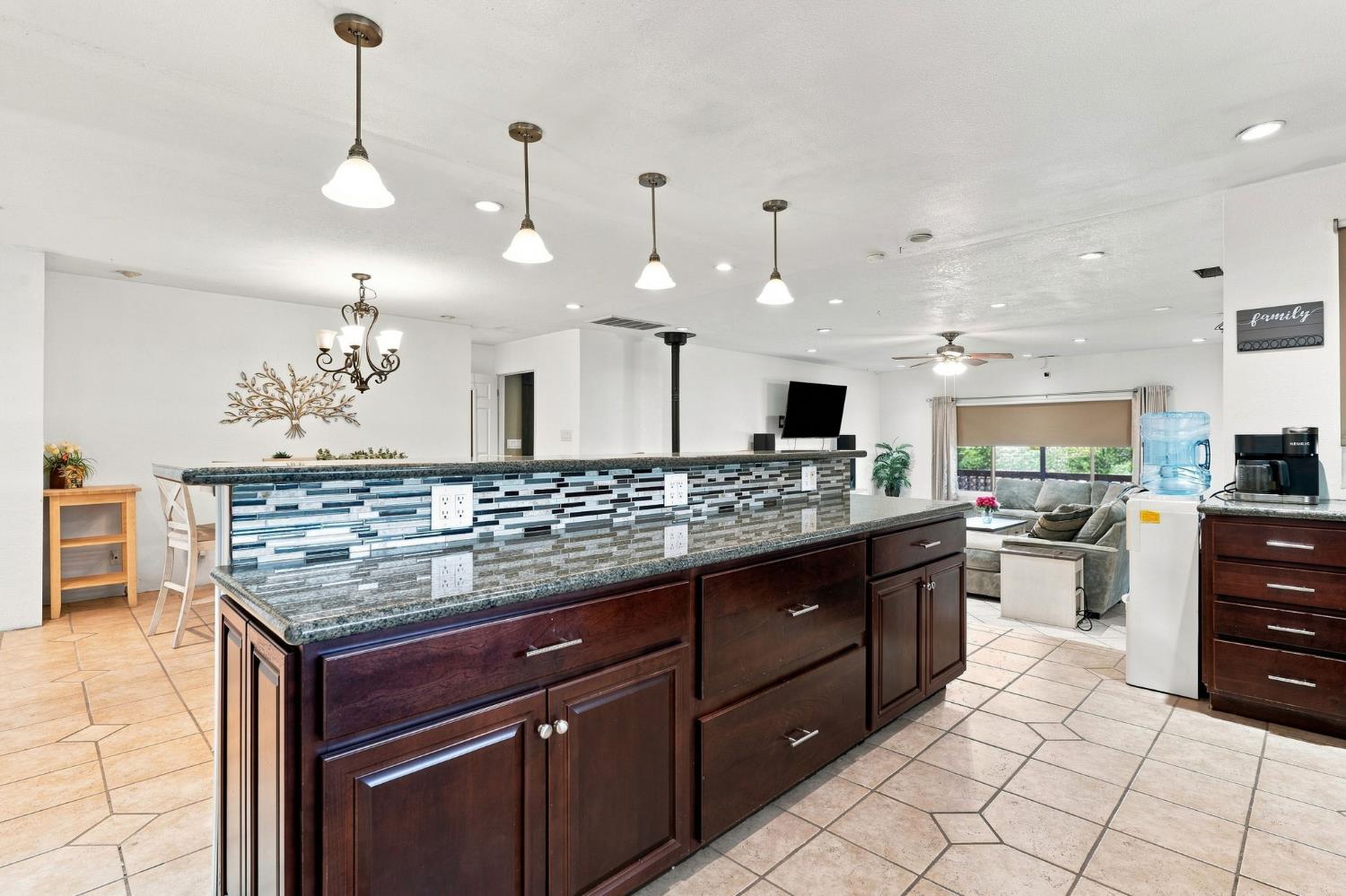 39874 Lilley Mountain Dr, Coarsegold, CA 93614