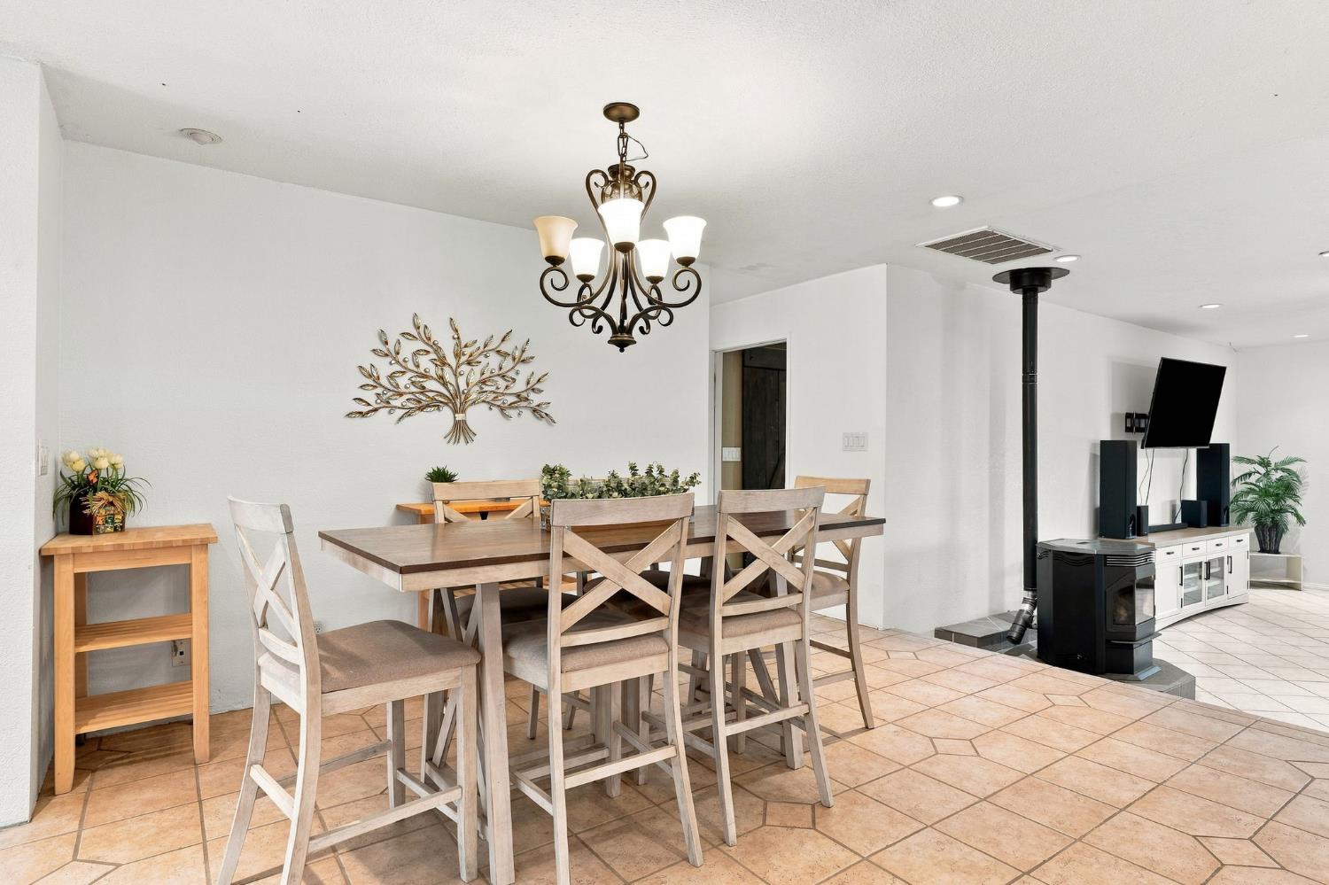 39874 Lilley Mountain Dr, Coarsegold, CA 93614