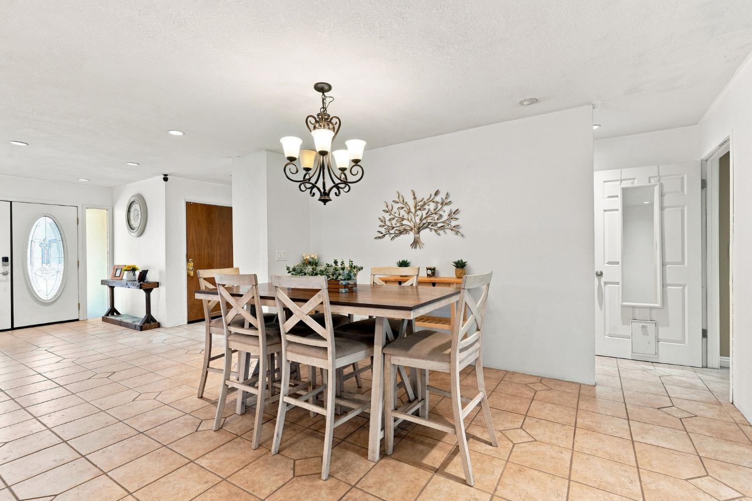 39874 Lilley Mountain Dr, Coarsegold, CA 93614