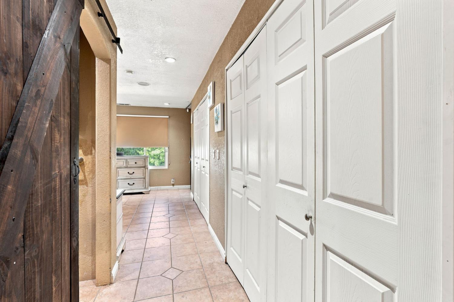 39874 Lilley Mountain Dr, Coarsegold, CA 93614