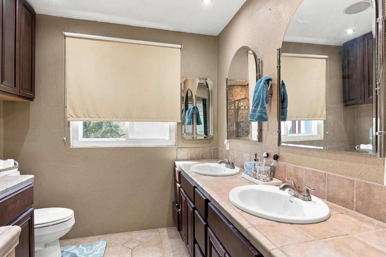 39874 Lilley Mountain Dr, Coarsegold, CA 93614