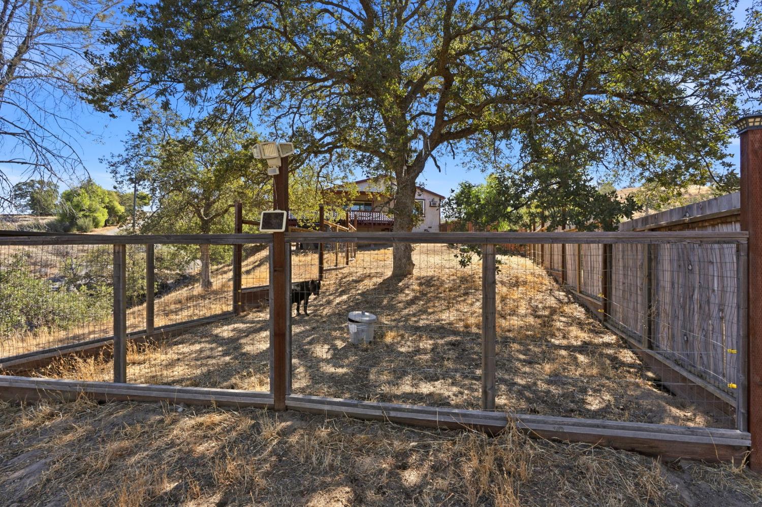 39874 Lilley Mountain Dr, Coarsegold, CA 93614
