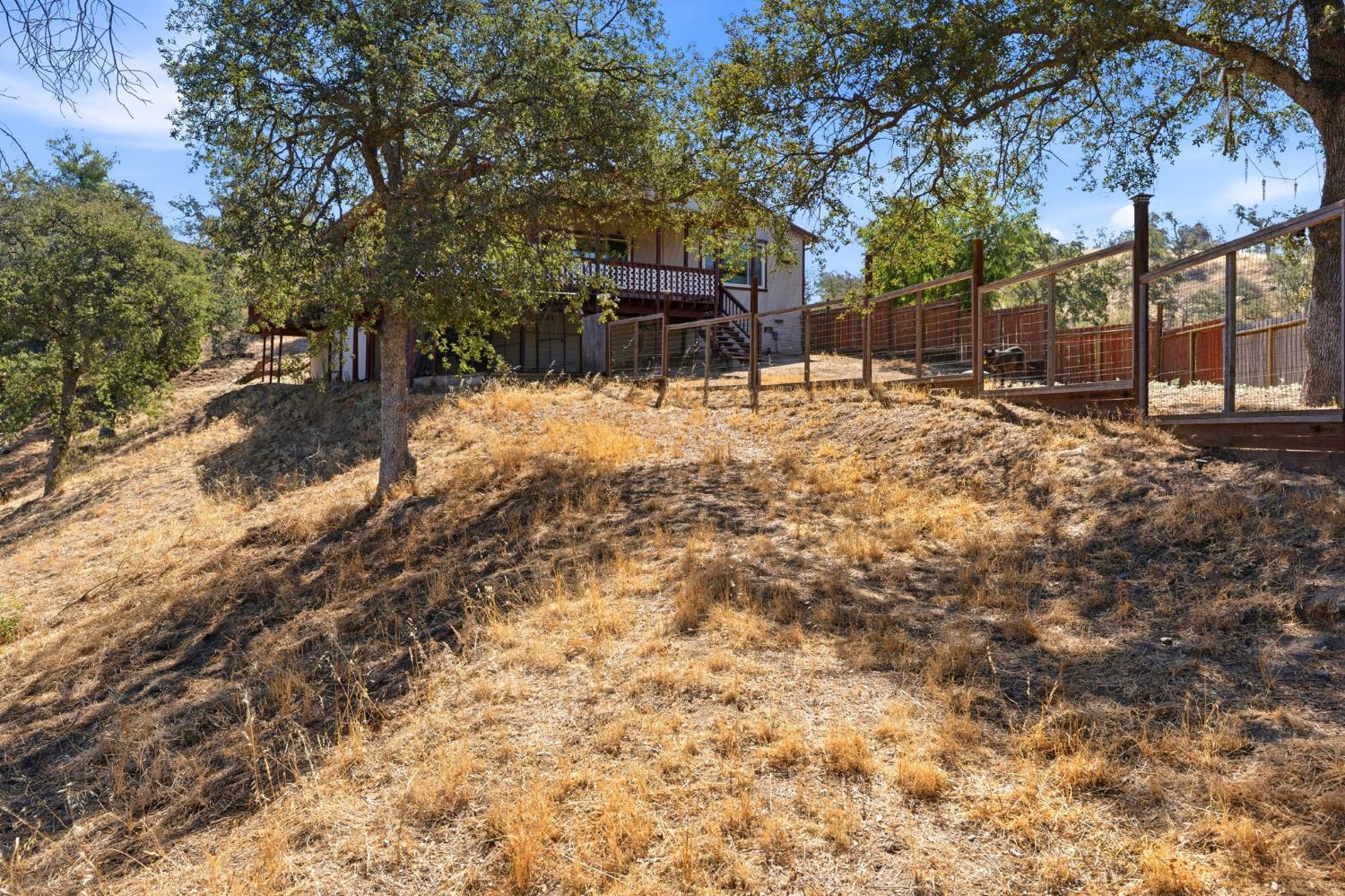 39874 Lilley Mountain Dr, Coarsegold, CA 93614