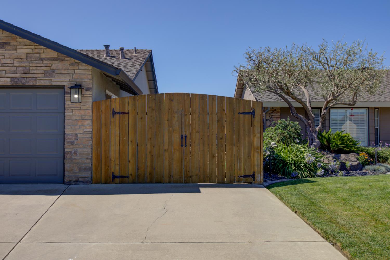 19781 1st St, Hilmar, CA 95324