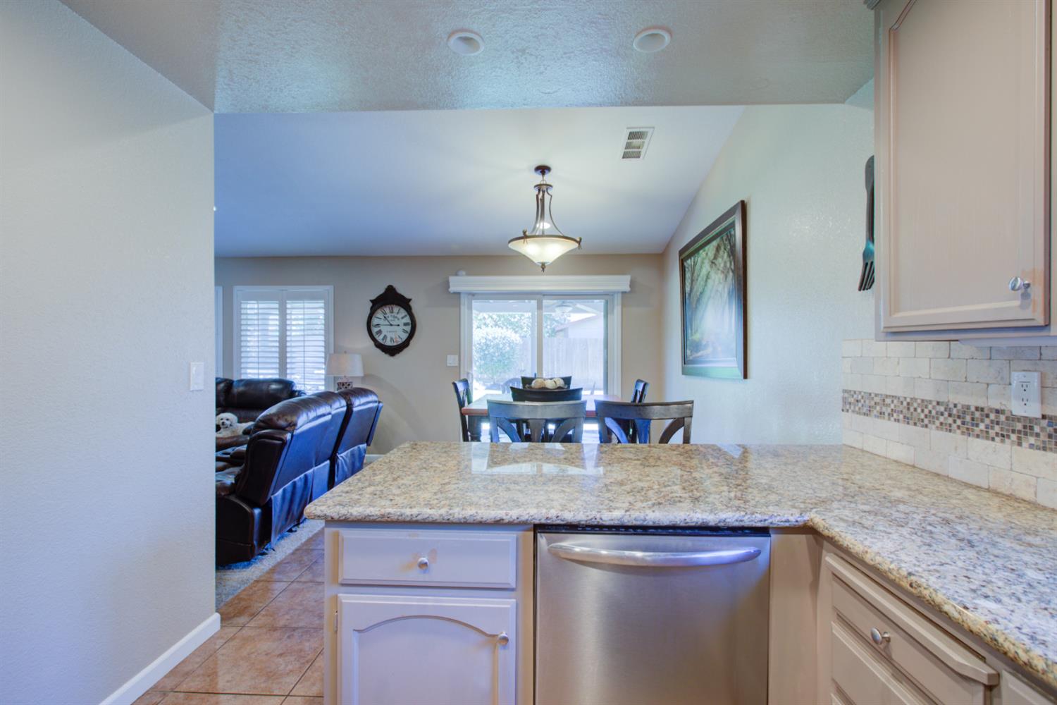 19781 1st St, Hilmar, CA 95324