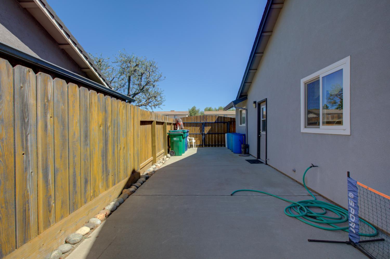 19781 1st St, Hilmar, CA 95324