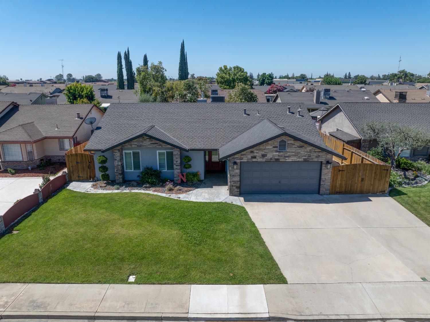 19781 1st St, Hilmar, CA 95324