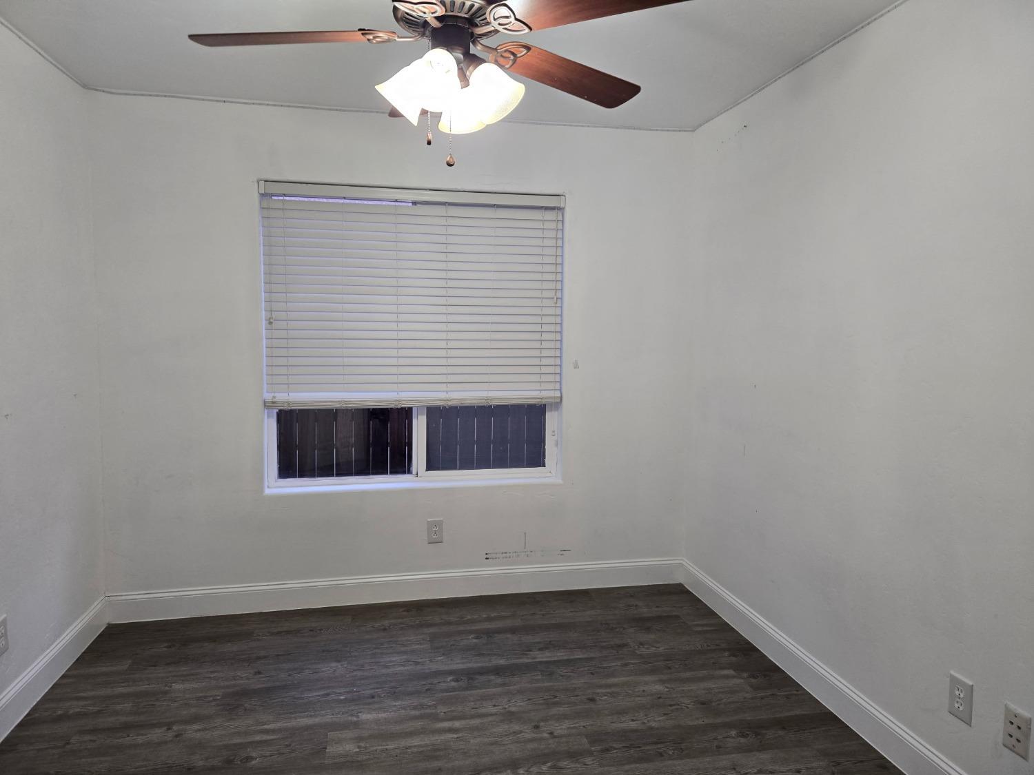 2851 W Sedona Ave, Visalia, CA 93291