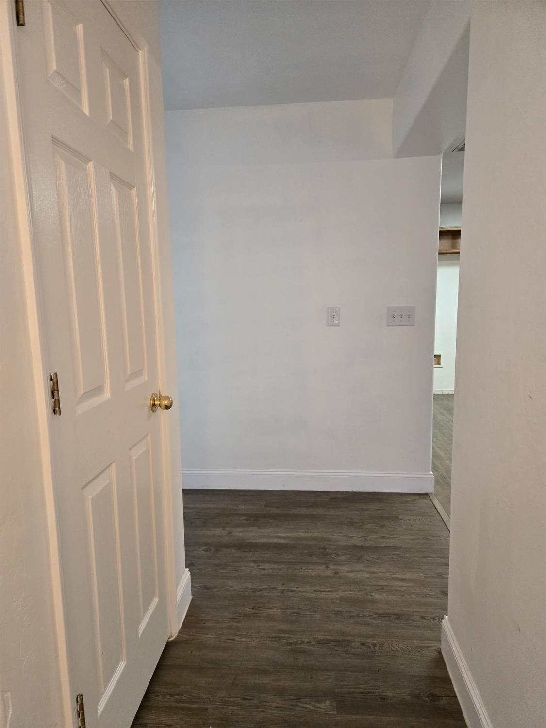 2851 W Sedona Ave, Visalia, CA 93291