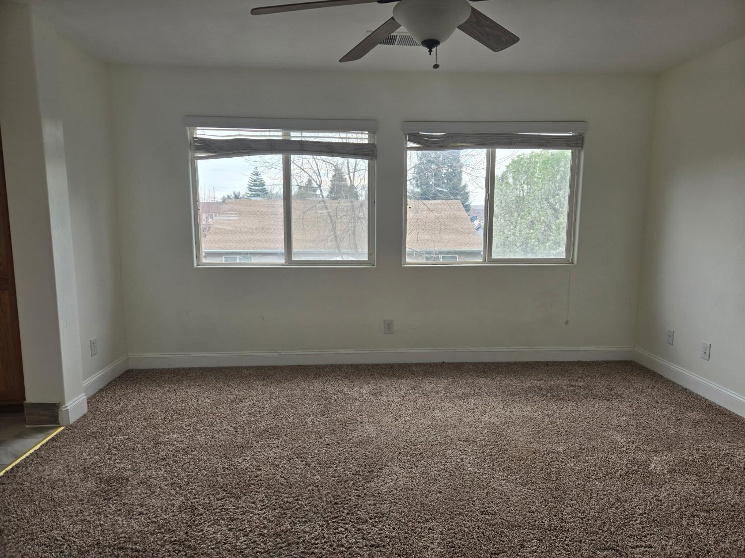 2851 W Sedona Ave, Visalia, CA 93291