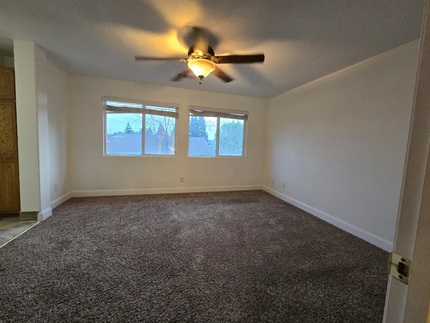 2851 W Sedona Ave, Visalia, CA 93291