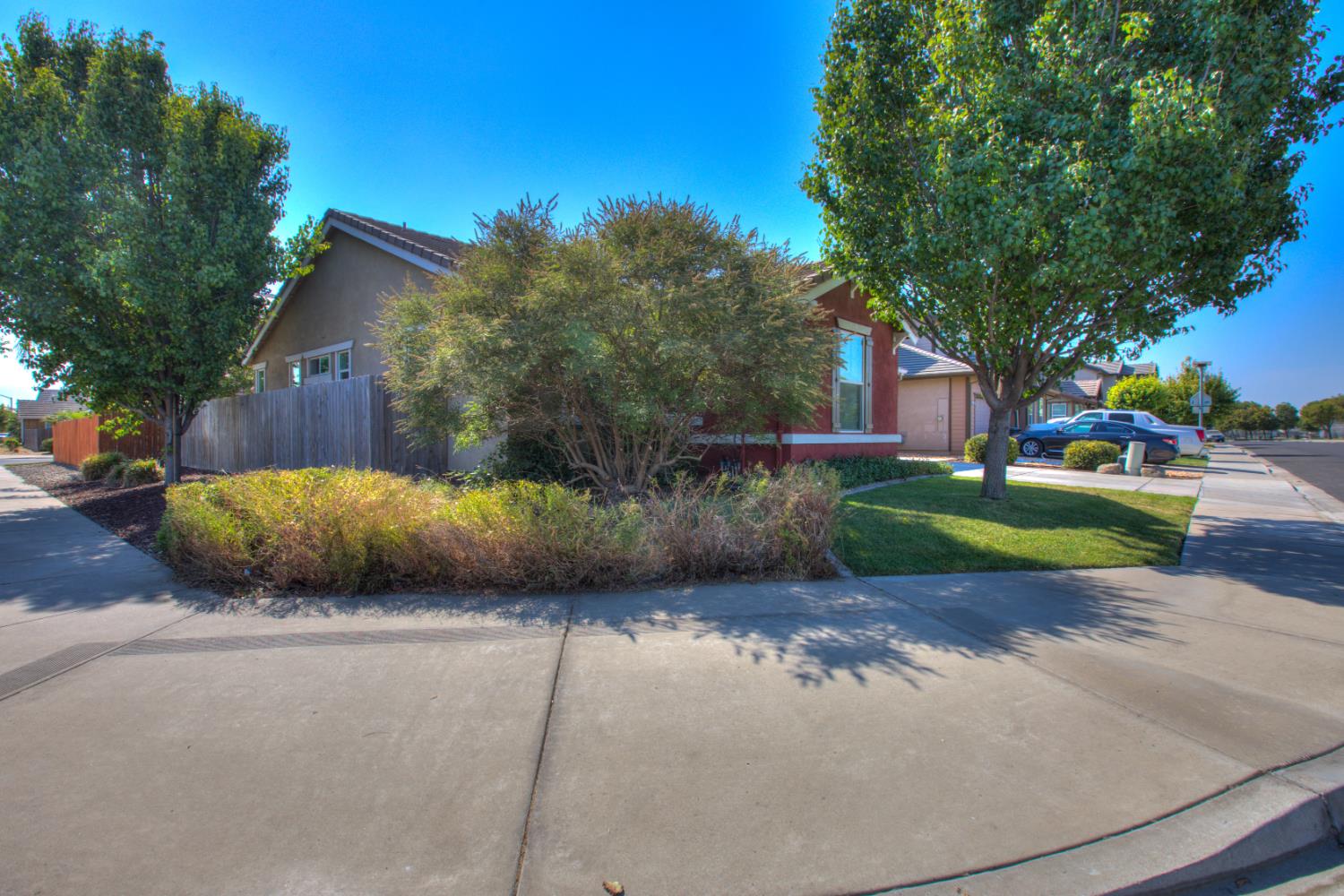 900 Barrington Ave, Newman, CA 95360