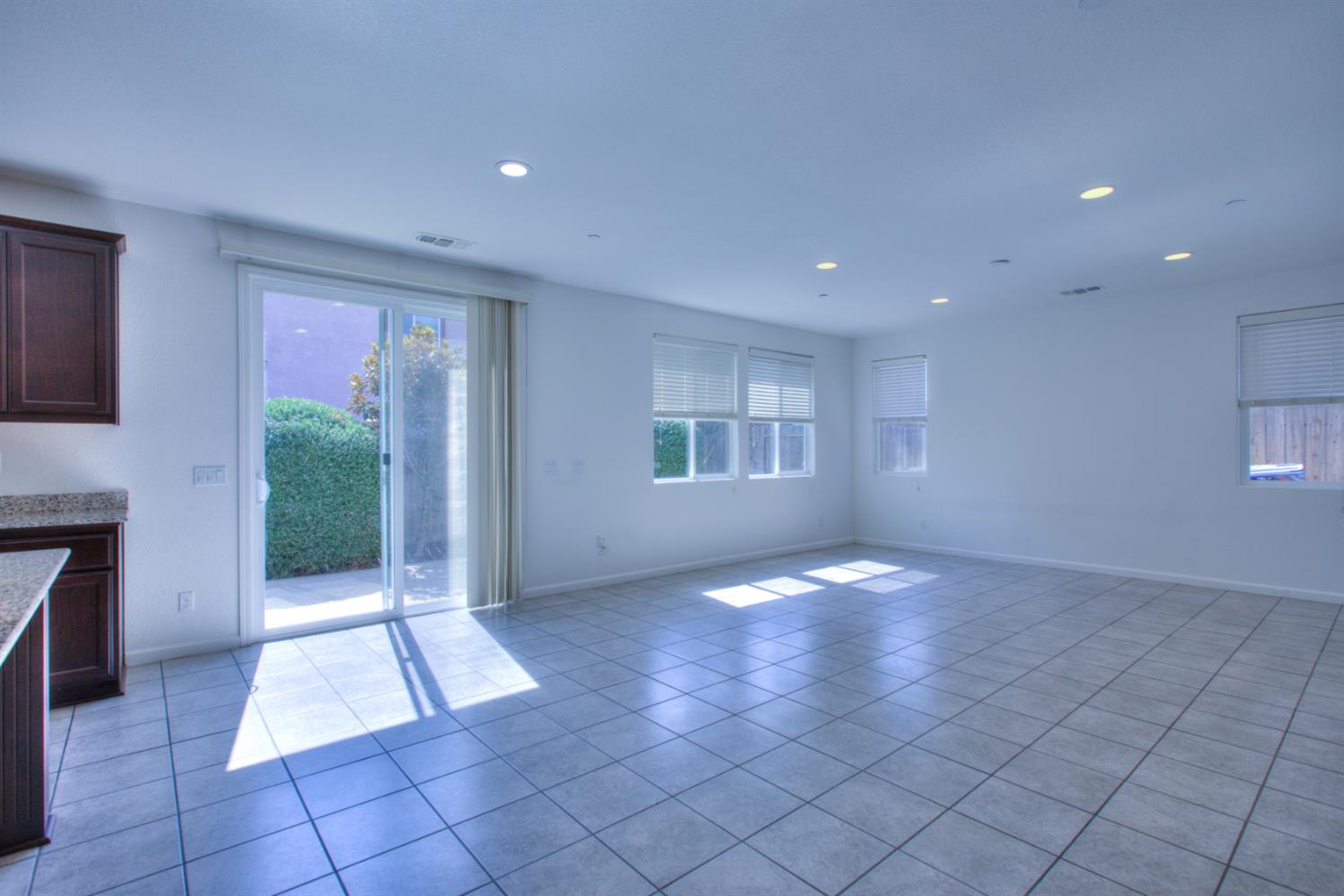 900 Barrington Ave, Newman, CA 95360