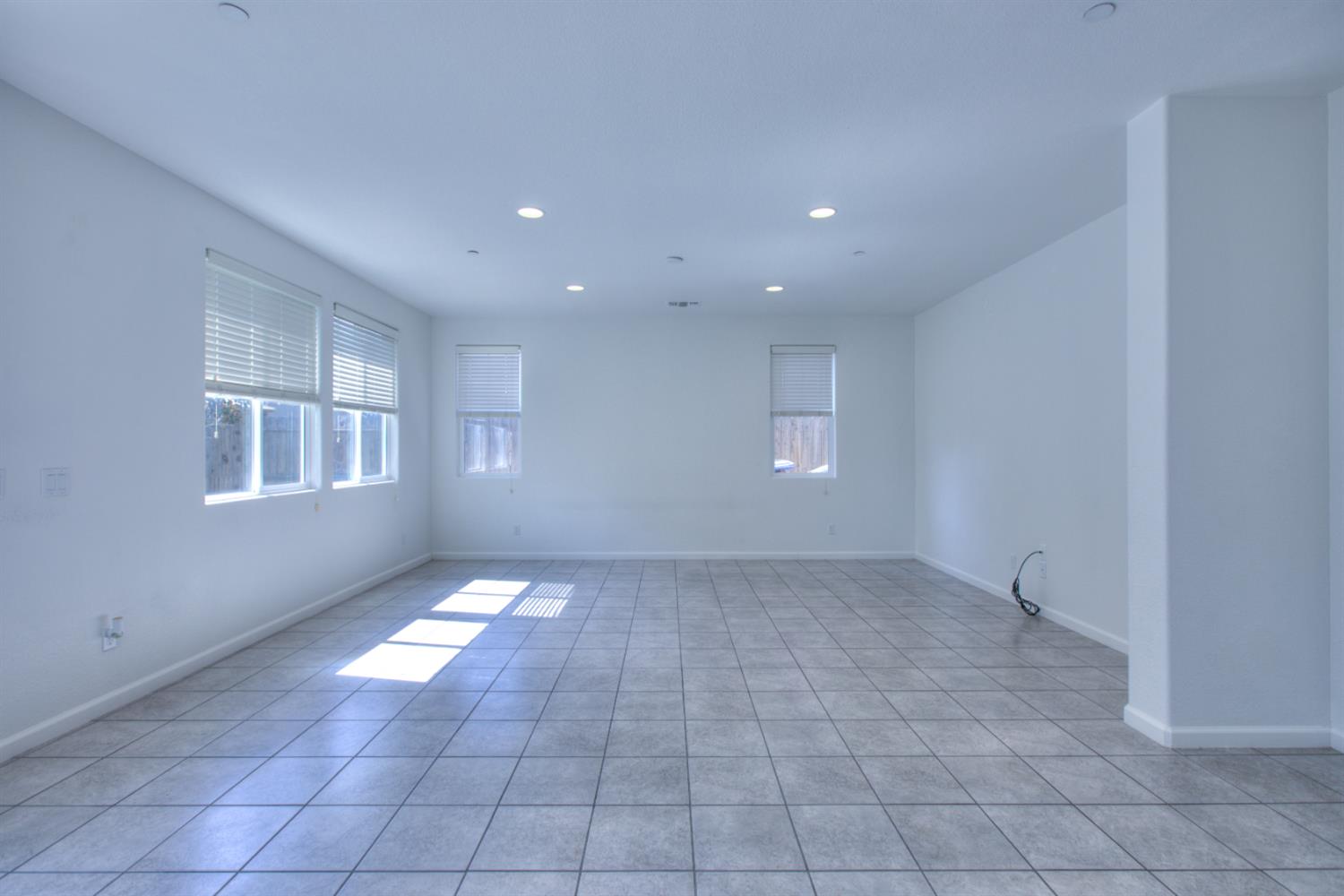 900 Barrington Ave, Newman, CA 95360