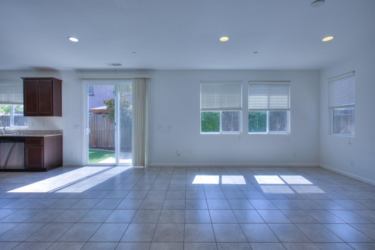 900 Barrington Ave, Newman, CA 95360