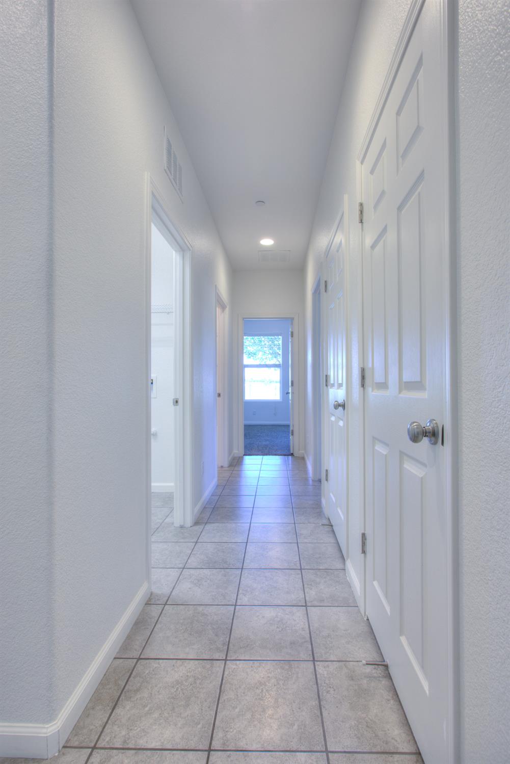 900 Barrington Ave, Newman, CA 95360
