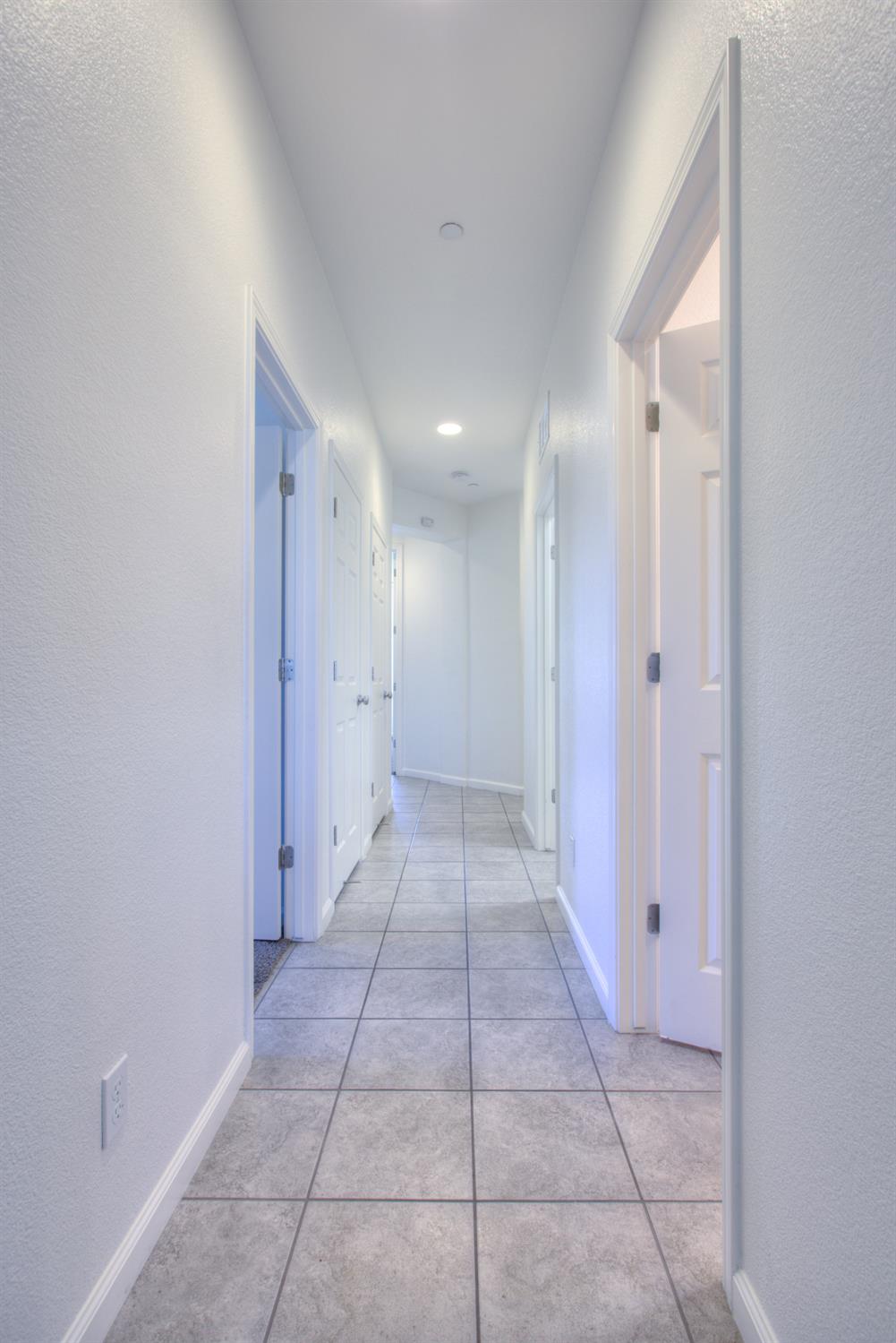 900 Barrington Ave, Newman, CA 95360