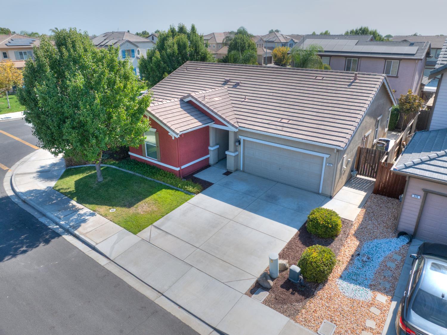 900 Barrington Ave, Newman, CA 95360