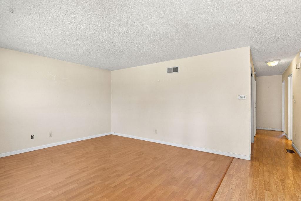 335 Jason St, Manteca, CA 95336
