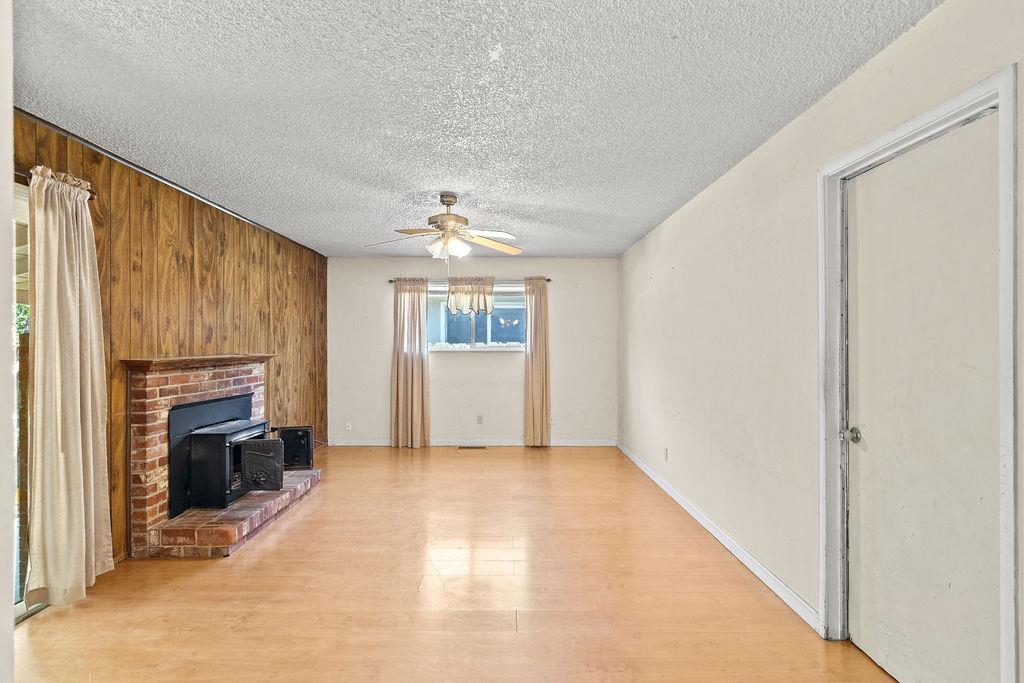 335 Jason St, Manteca, CA 95336
