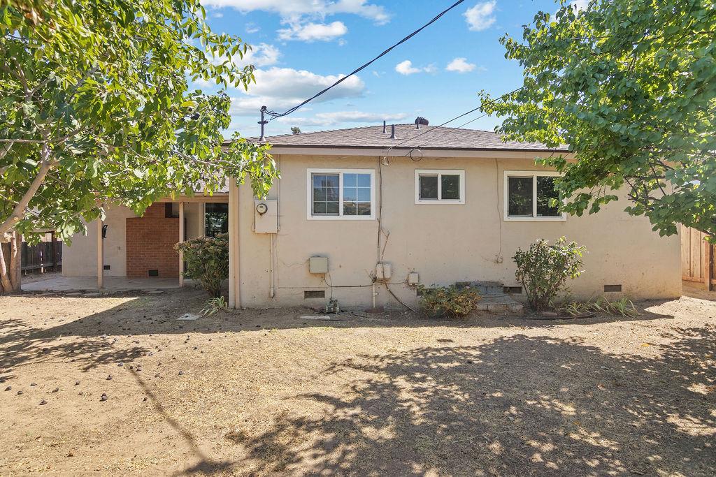 335 Jason St, Manteca, CA 95336