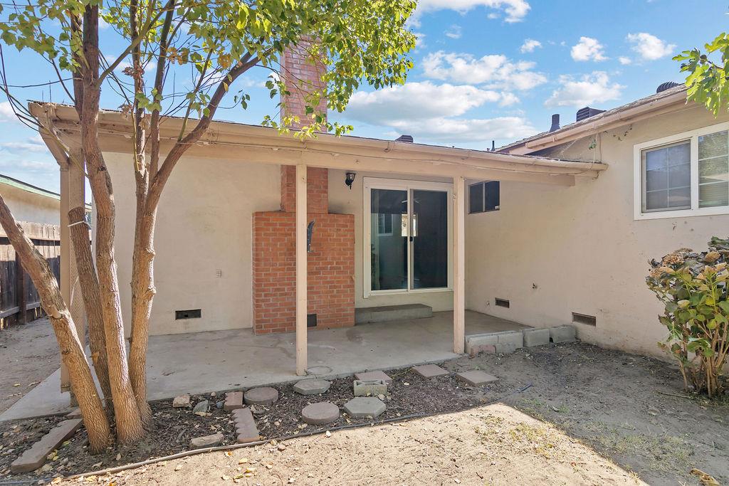 335 Jason St, Manteca, CA 95336