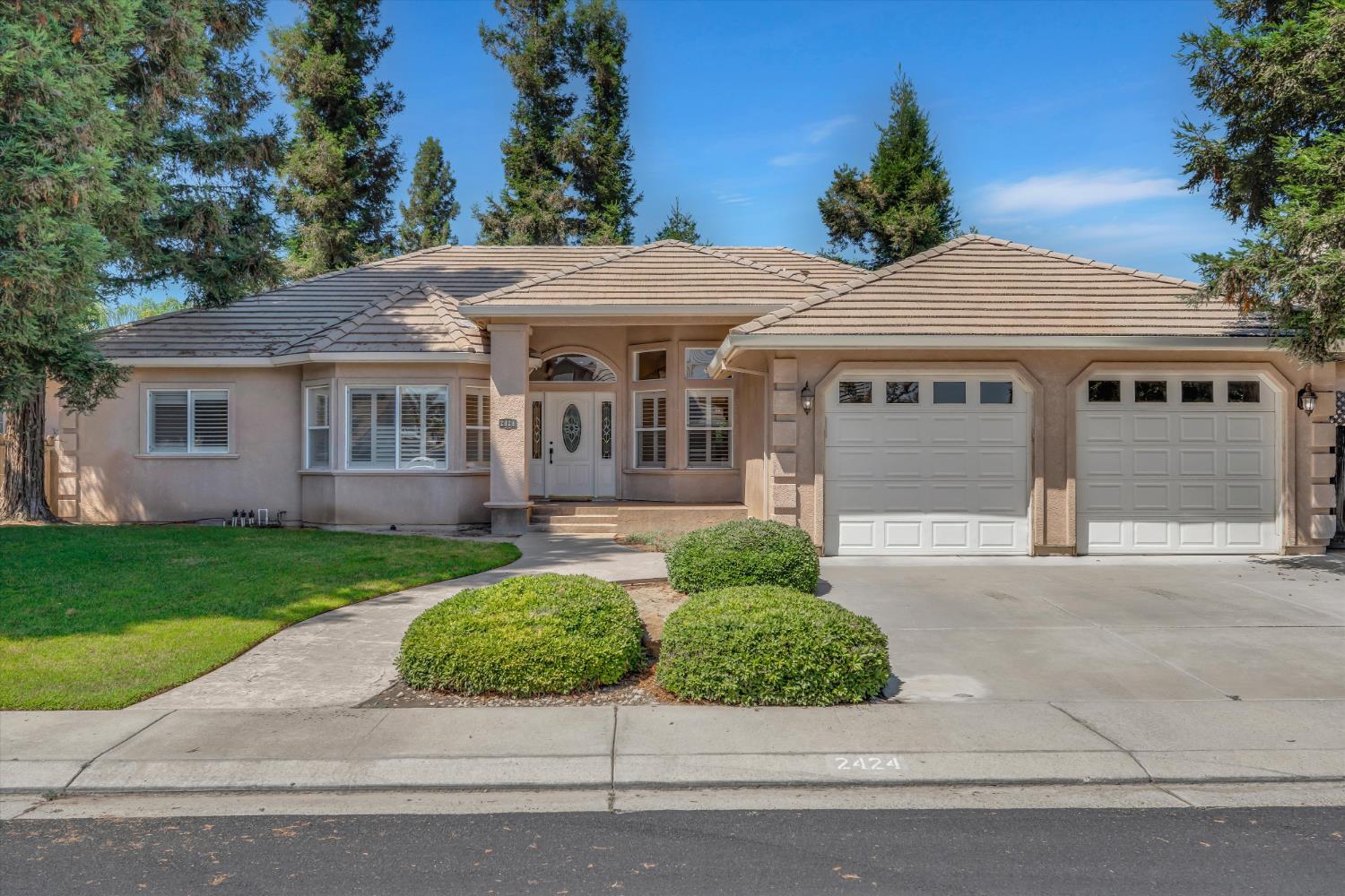 2424 Thaddeous Dr, Escalon, CA 95320