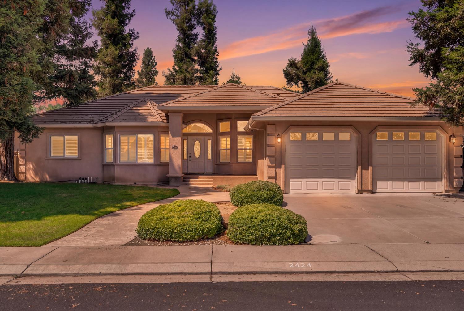 2424 Thaddeous Dr, Escalon, CA 95320