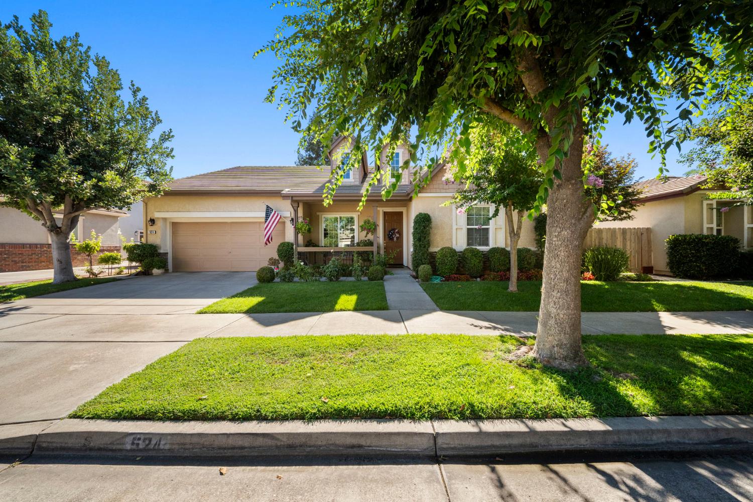 524 Dales Pony Ct, Oakdale, CA 95361