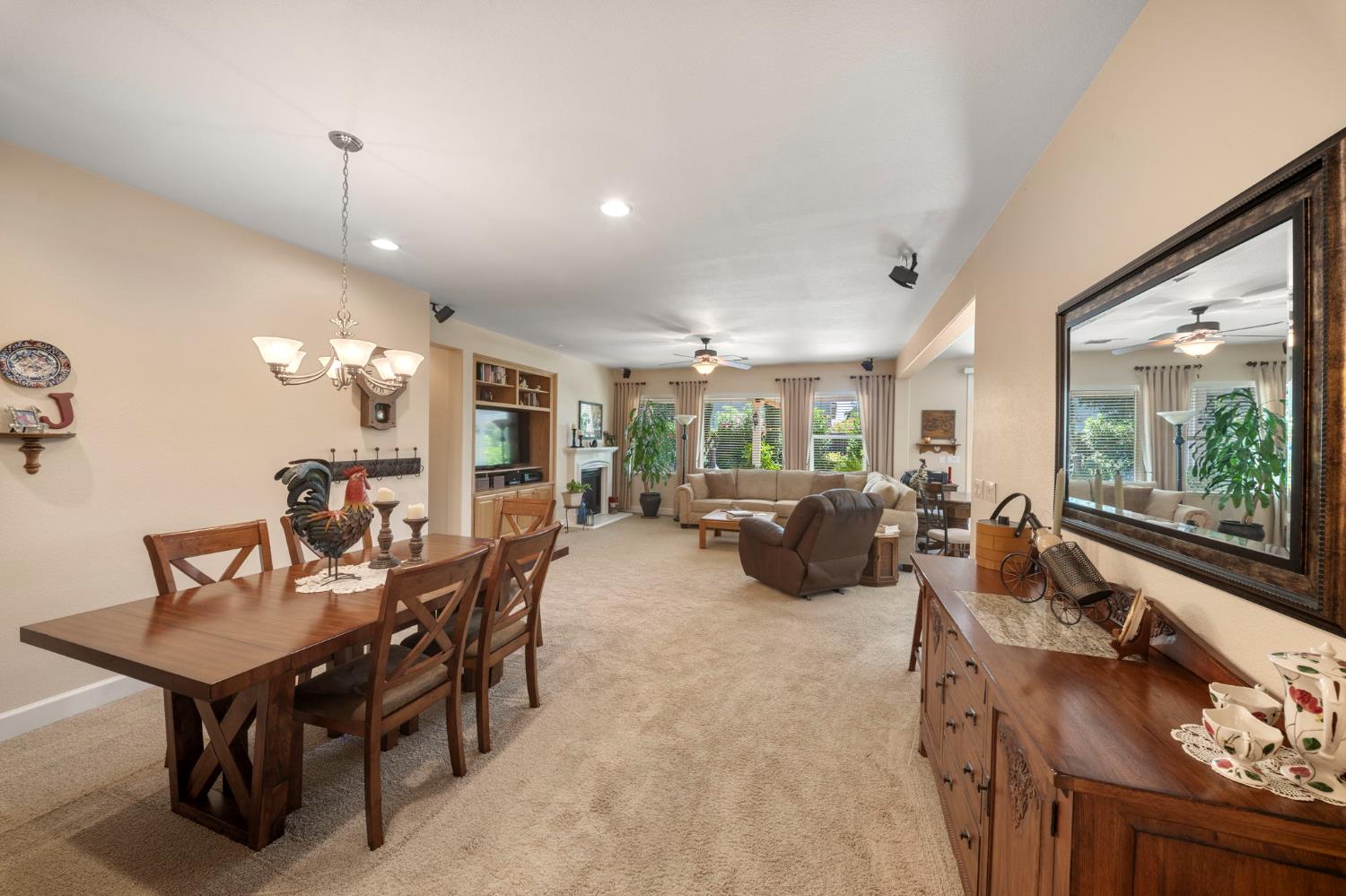 524 Dales Pony Ct, Oakdale, CA 95361