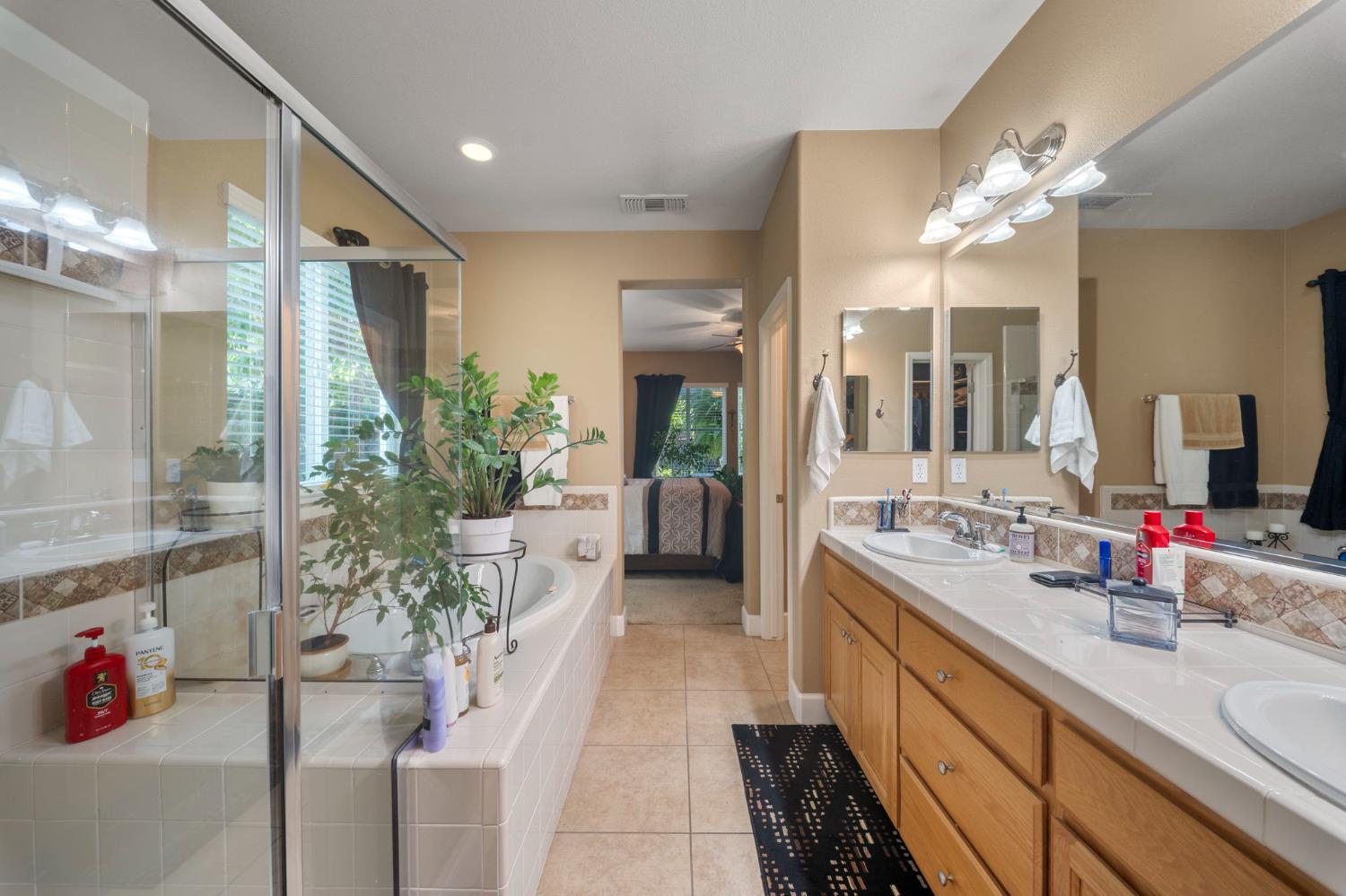 524 Dales Pony Ct, Oakdale, CA 95361
