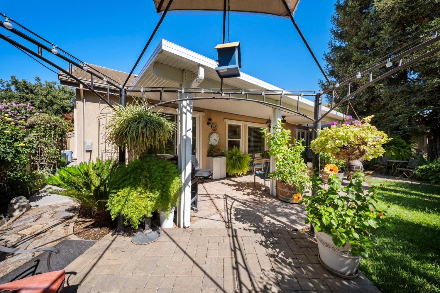 524 Dales Pony Ct, Oakdale, CA 95361