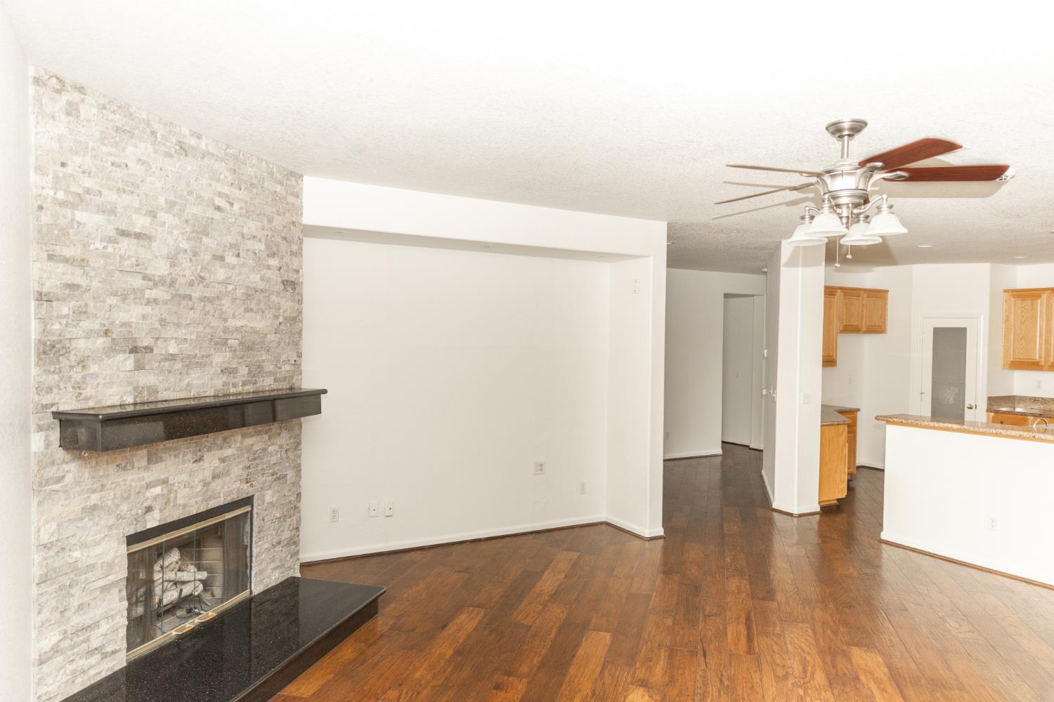 2917 Medinah Way, Modesto, CA 95355