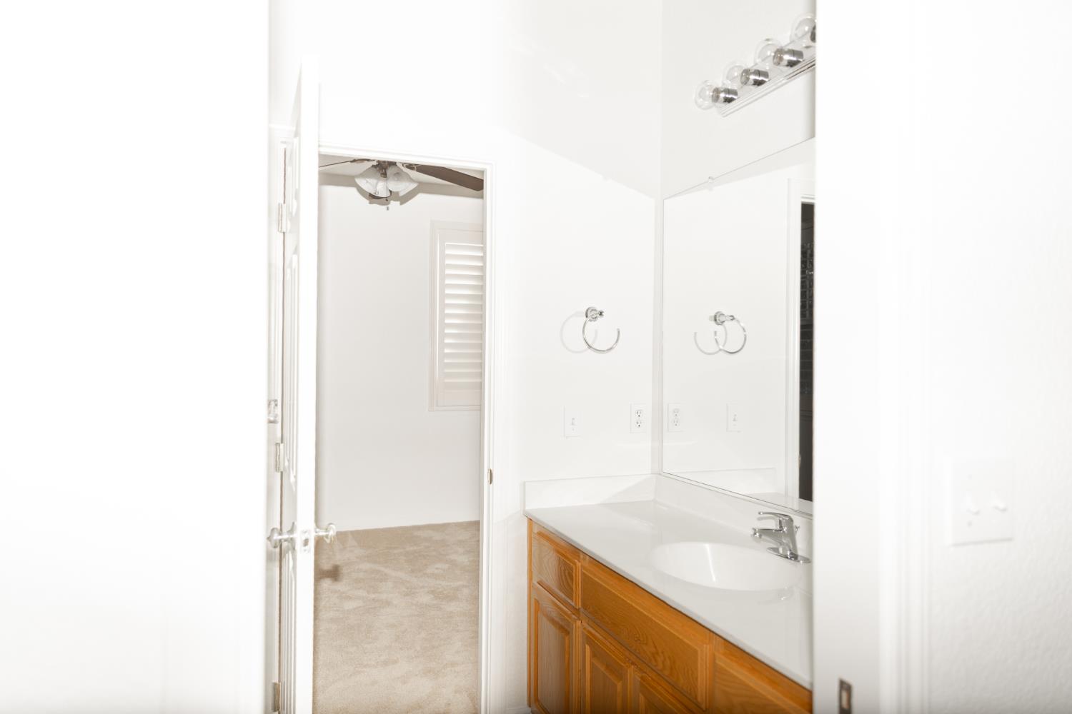 2917 Medinah Way, Modesto, CA 95355