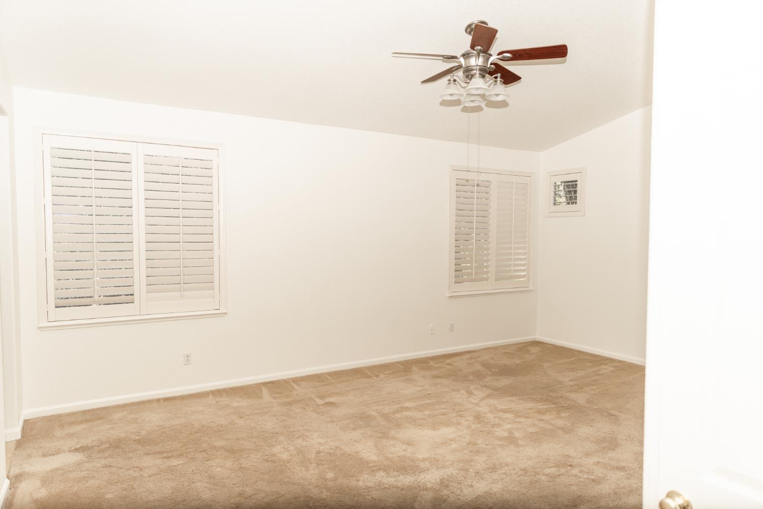 2917 Medinah Way, Modesto, CA 95355