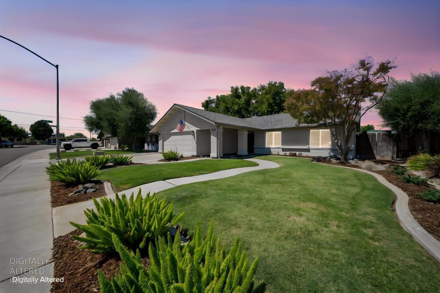 1913 Fox Glen Dr, Hughson, CA 95326