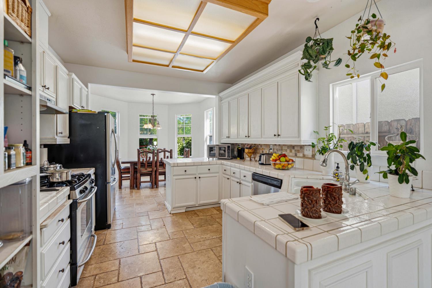 4111 Panorama Ave, Turlock, CA 95382