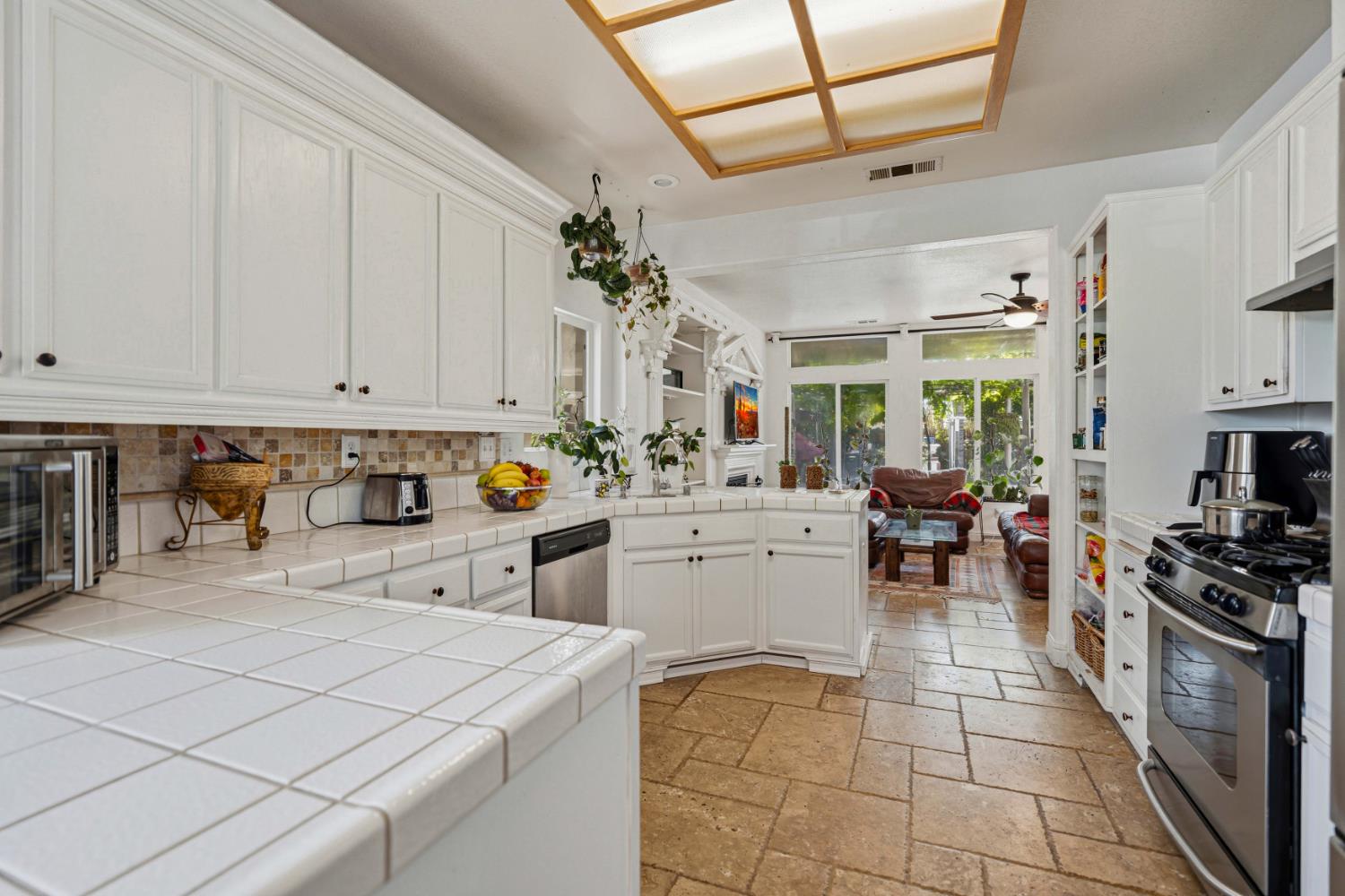 4111 Panorama Ave, Turlock, CA 95382
