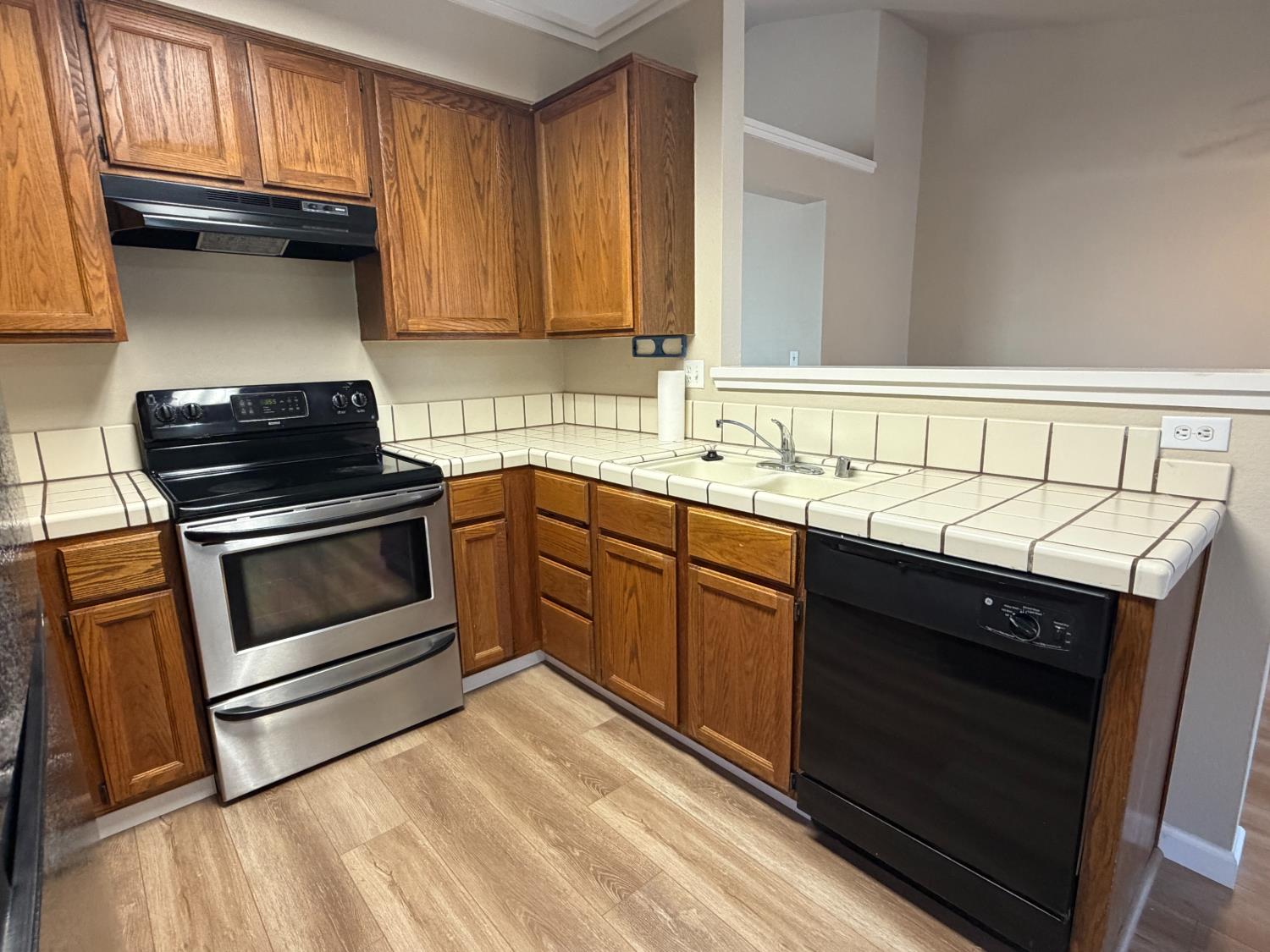 545 Westfield Pl, Patterson, CA 95363