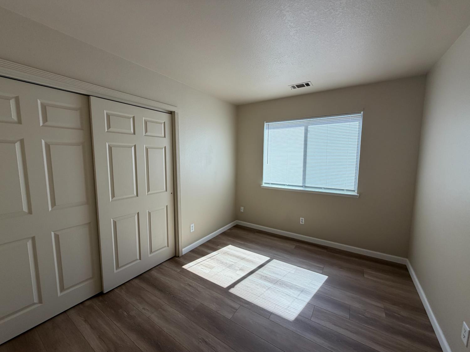 545 Westfield Pl, Patterson, CA 95363