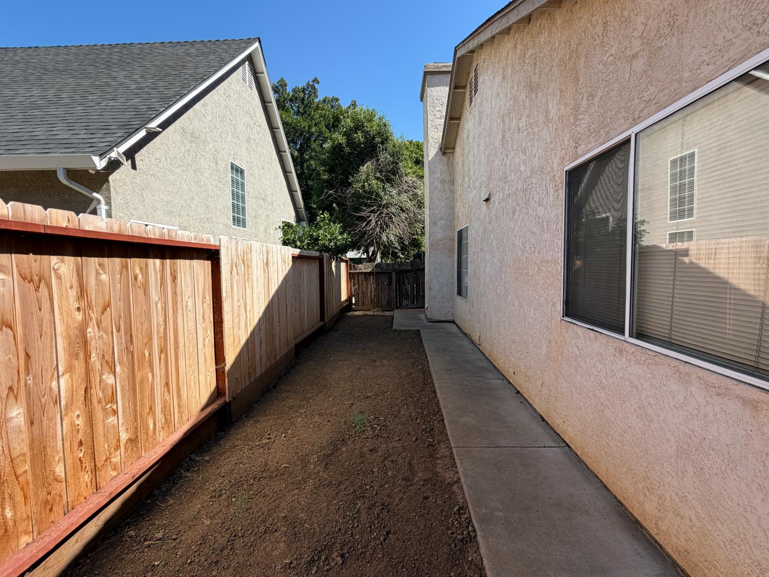 545 Westfield Pl, Patterson, CA 95363