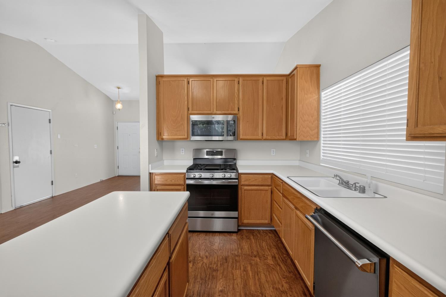 2149 Spy Glass Ct, Merced, CA 95340
